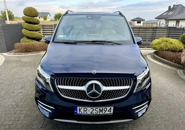 Mercedes-Benz Klasa V cena 249900 przebieg: 70000, rok produkcji 2020 z Kielce małe 466